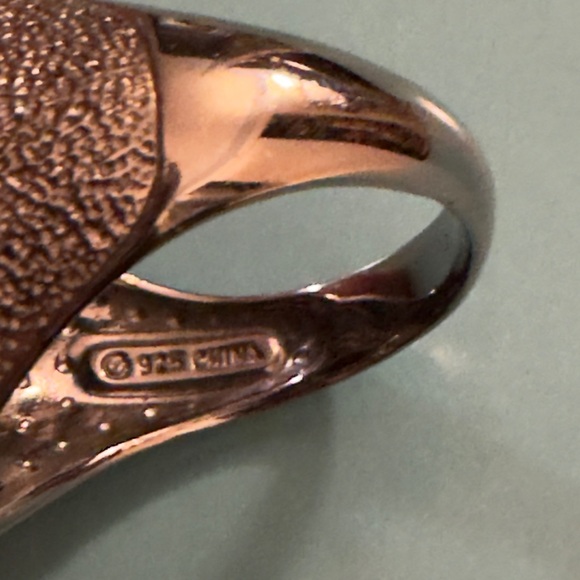 VTG Sterling Silver Red Coral Gold Oxidized “Star Sombrero” Ring - size 7.75 - Picture 4 of 4